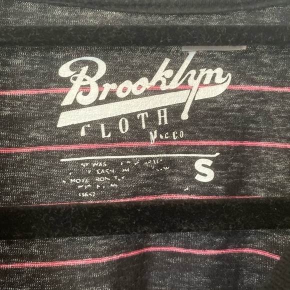 🍩DONUT🍩 Striped Tee - Picture 4 of 4